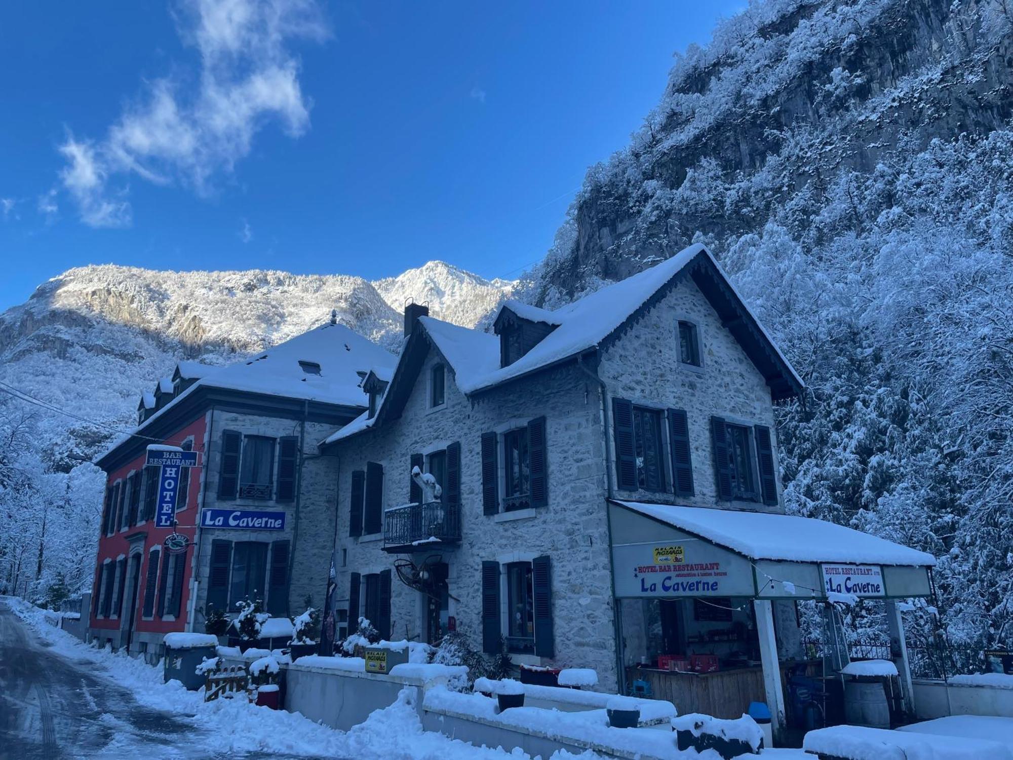 Auberge La Caverne Laruns Zewnętrze zdjęcie