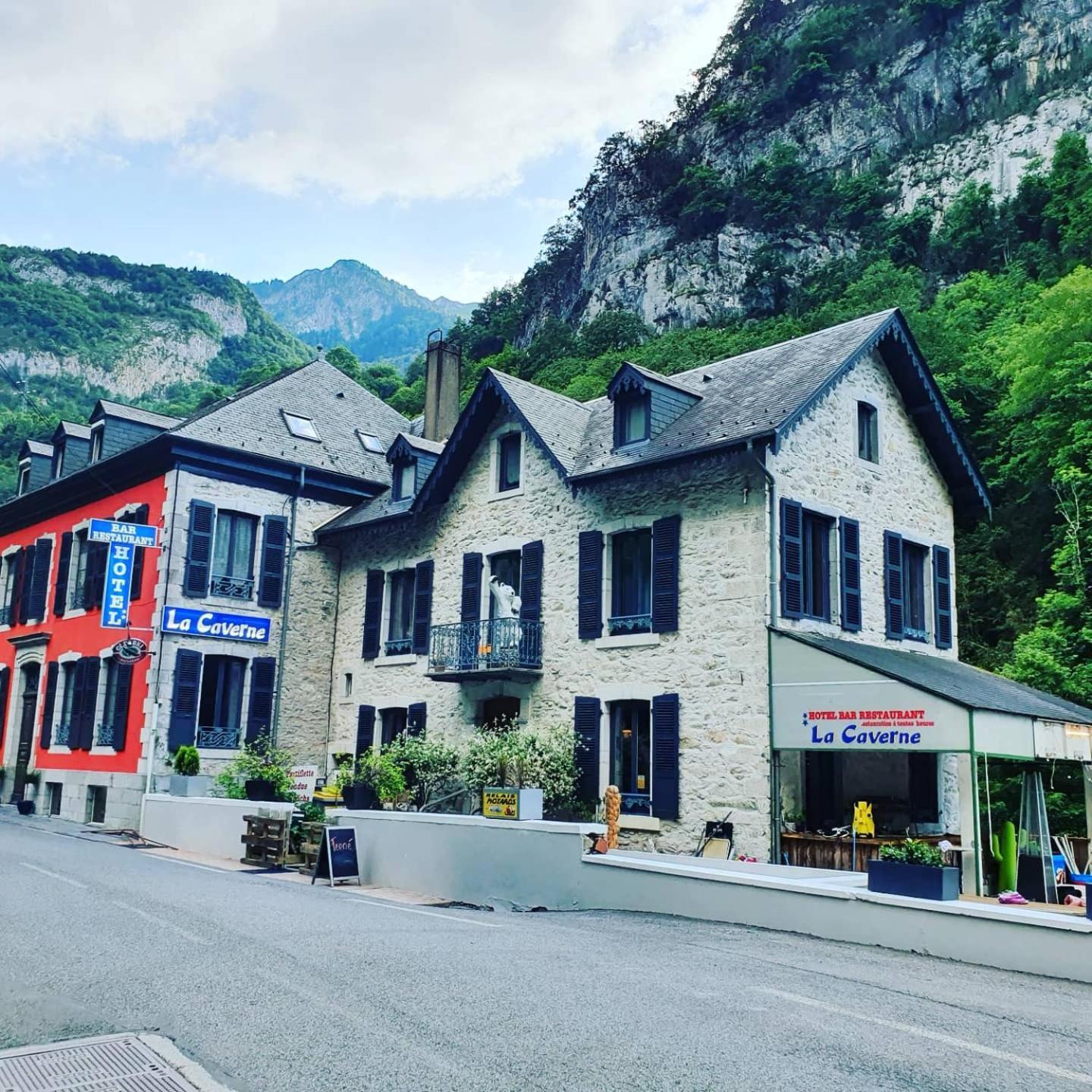 Auberge La Caverne Laruns Zewnętrze zdjęcie